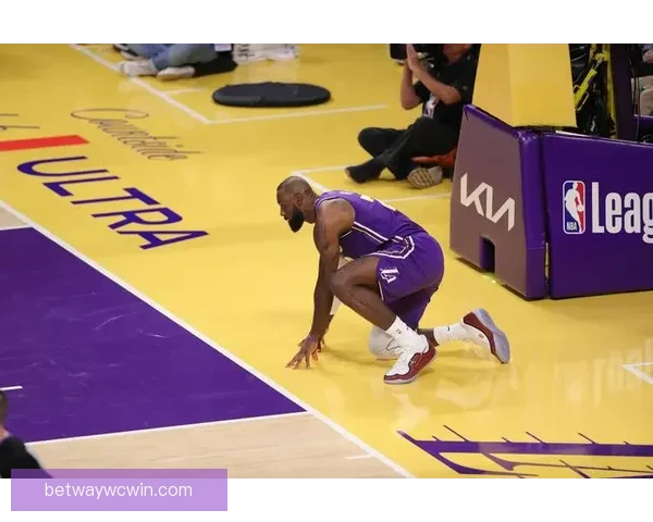 雷迪克称东契奇末节精彩发挥 詹姆斯状态让人自愧不如